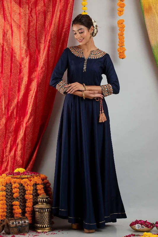 NAVY BLUE