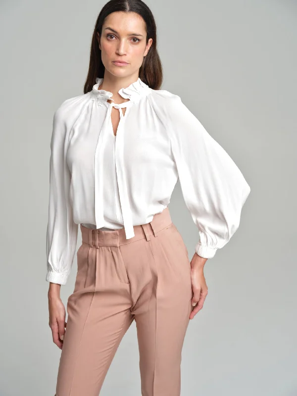 Blouse with flower apliqué on neckline Modern Oversized Blouse