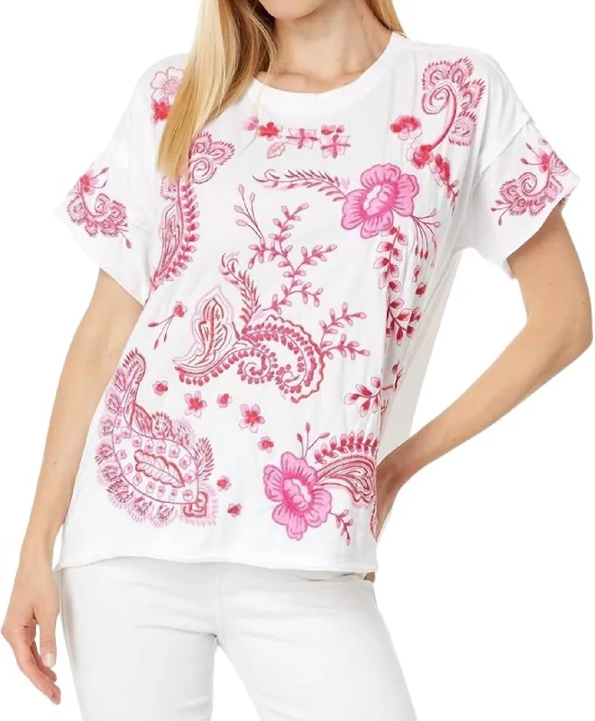Cassia Raw Detail Swing Tee In White Collared T-Shirt Boat Neck A-Line