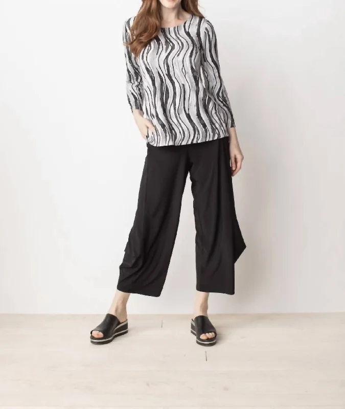 Swirl Easy Tee In Black Real Fur Shearling Chenille
