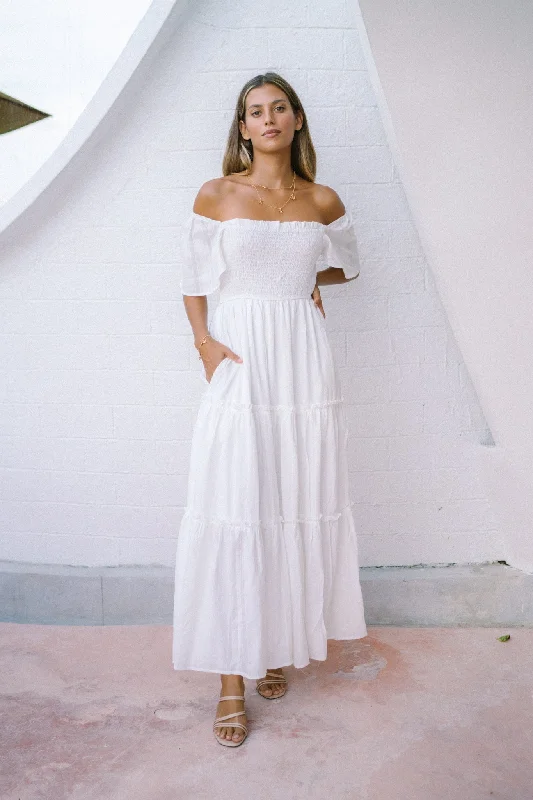 Eleyna White Stripe Tiered Maxi Dress Elegant Maxi Dress with Slit