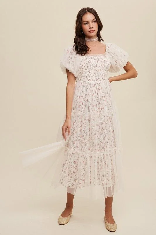 Listicle Floral Print and Mesh Puff Sleeve Maxi Dress Stylish V-Neck Maxi Dress