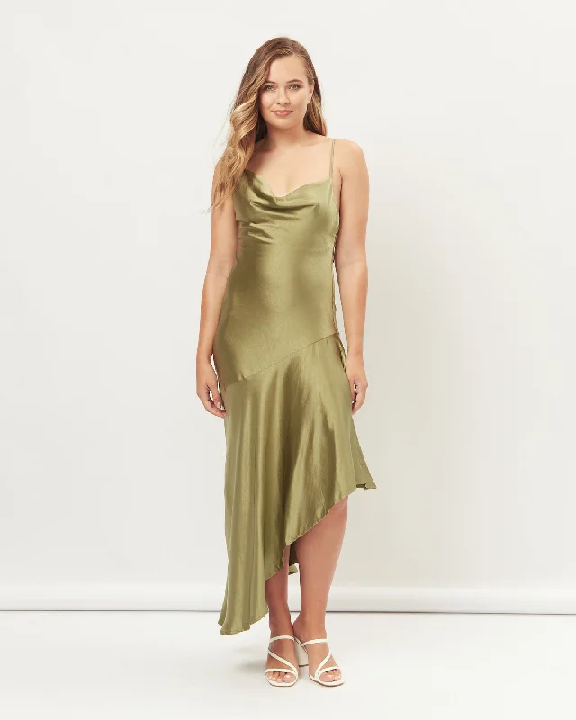 Nevaeh Green Asymmetric Hem Maxi Dress Stylish Off-Shoulder Maxi Dress