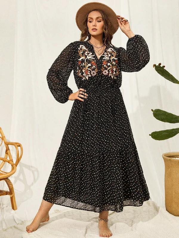 PLUS SIZE Zarina Maxi Dress - Black Elegant Lace Maxi Dress