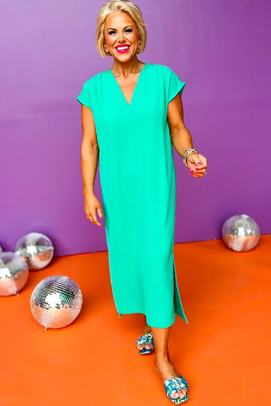 SSYS The Iris Maxi Dress In Emerald Stylish V-Neck Maxi Dress