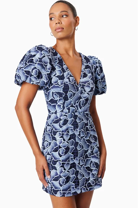 Elliatt Mila Mini Dress Navy Stylish Short Sleeve Mini Dress