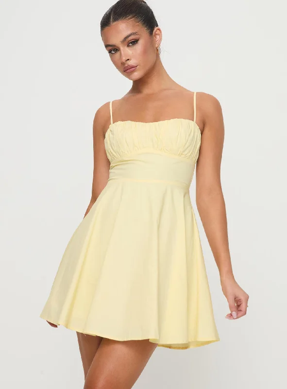 Xantha Mini Dress Yellow Fashionable Party Mini Dress