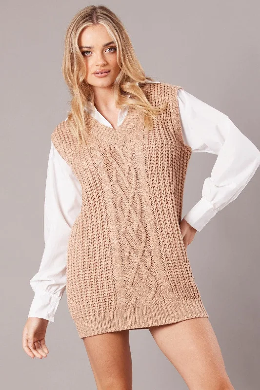 Beige Knit Top Jumper Front Pockets Side Pockets Patch Pockets