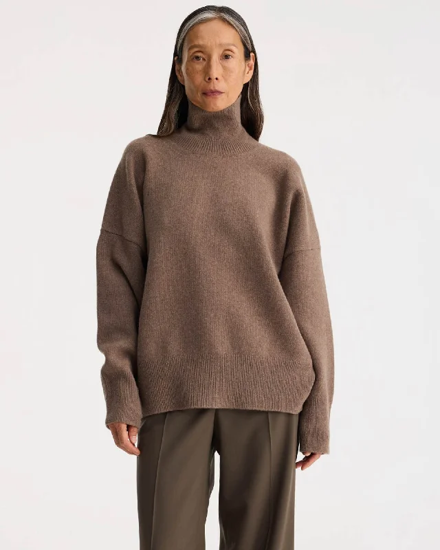 Classic Turtleneck Jumper Tailored Straight A-Line