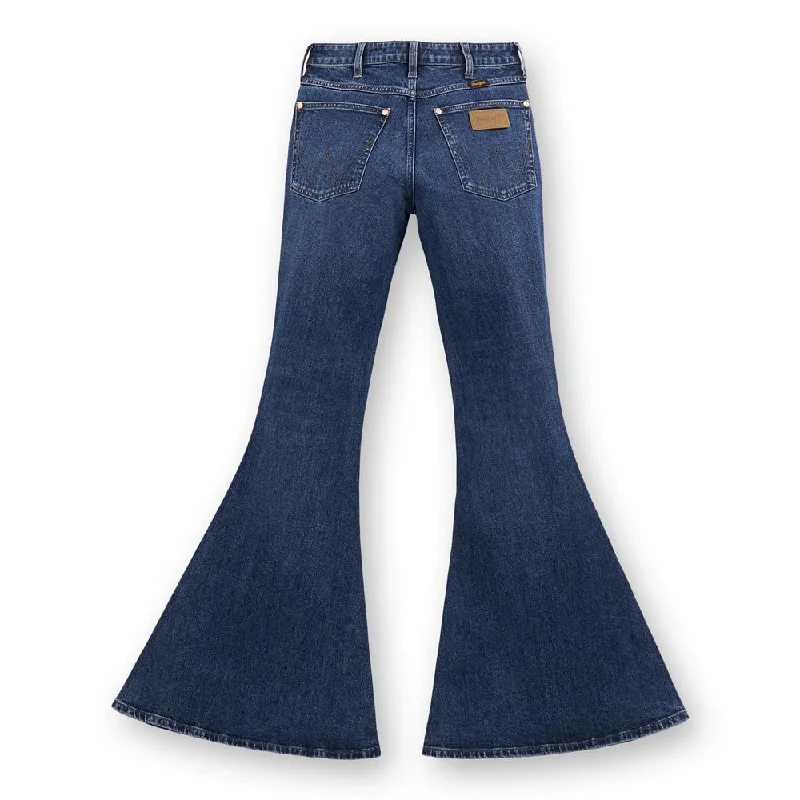 112360638 Wrangler X Lainey Wilson Women's Bell-Bottom Jean - Baskin Blue Wash Stylish High-Waist Jeans