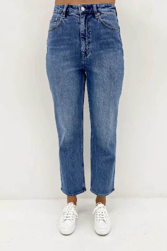 High Straight Jean Indigo Lake Petite Elegant Bootcut Fit Jeans