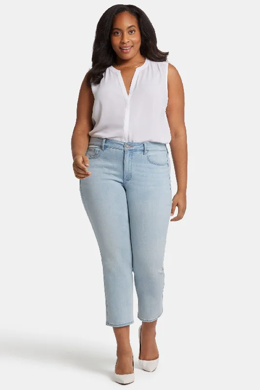 Marilyn Straight Ankle Jeans In Plus Size - Mykonos Elegant Wide-Leg Jeans